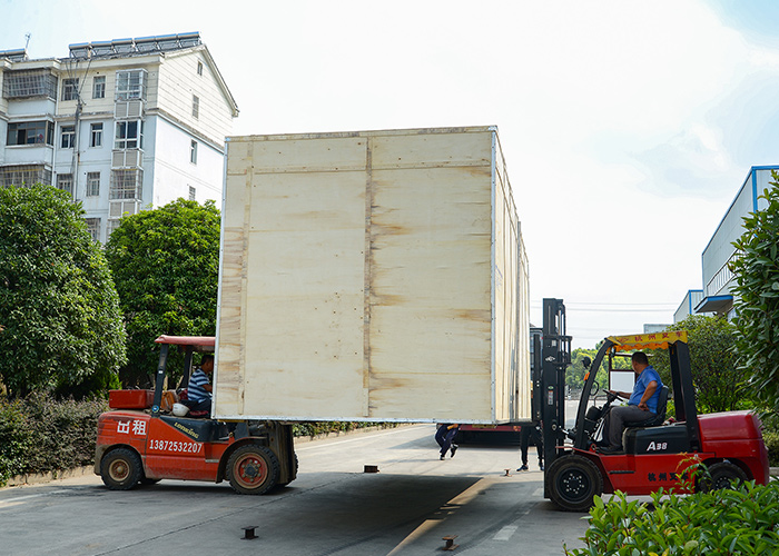 油氣回收發(fā)貨現(xiàn)場 油氣回收發(fā)貨現(xiàn)場